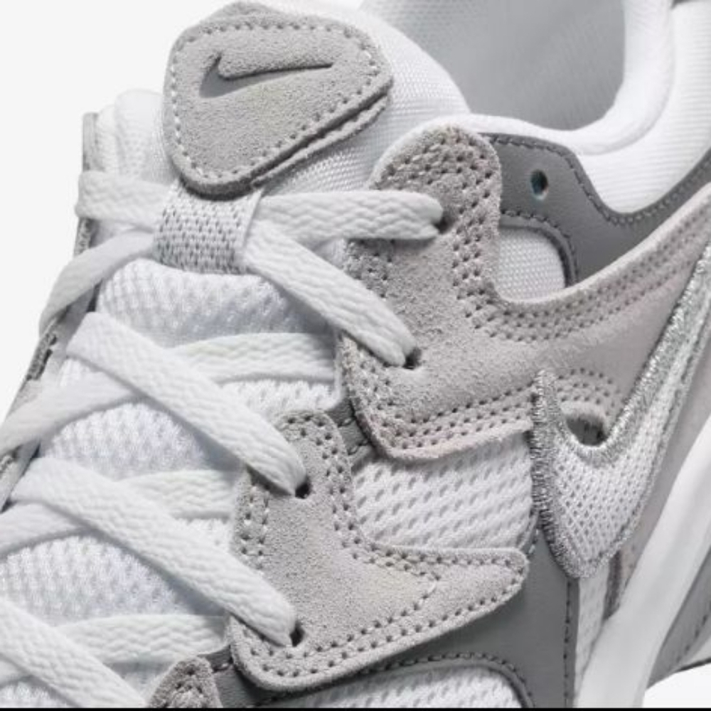 Gray Silver Metallic White Women's Nike Running Shoes - Picture 2 of 14